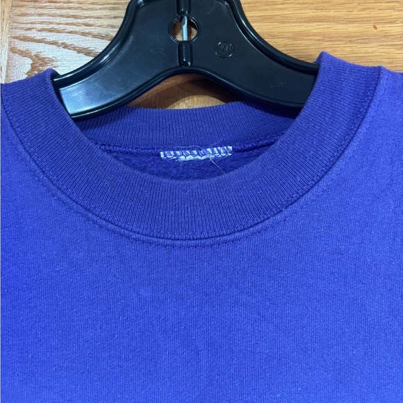 Vintage 90'S I Shall Wear Purple with a Red Hat Crewneck Sweatshirt Men’s Large - Picture 3 of 3